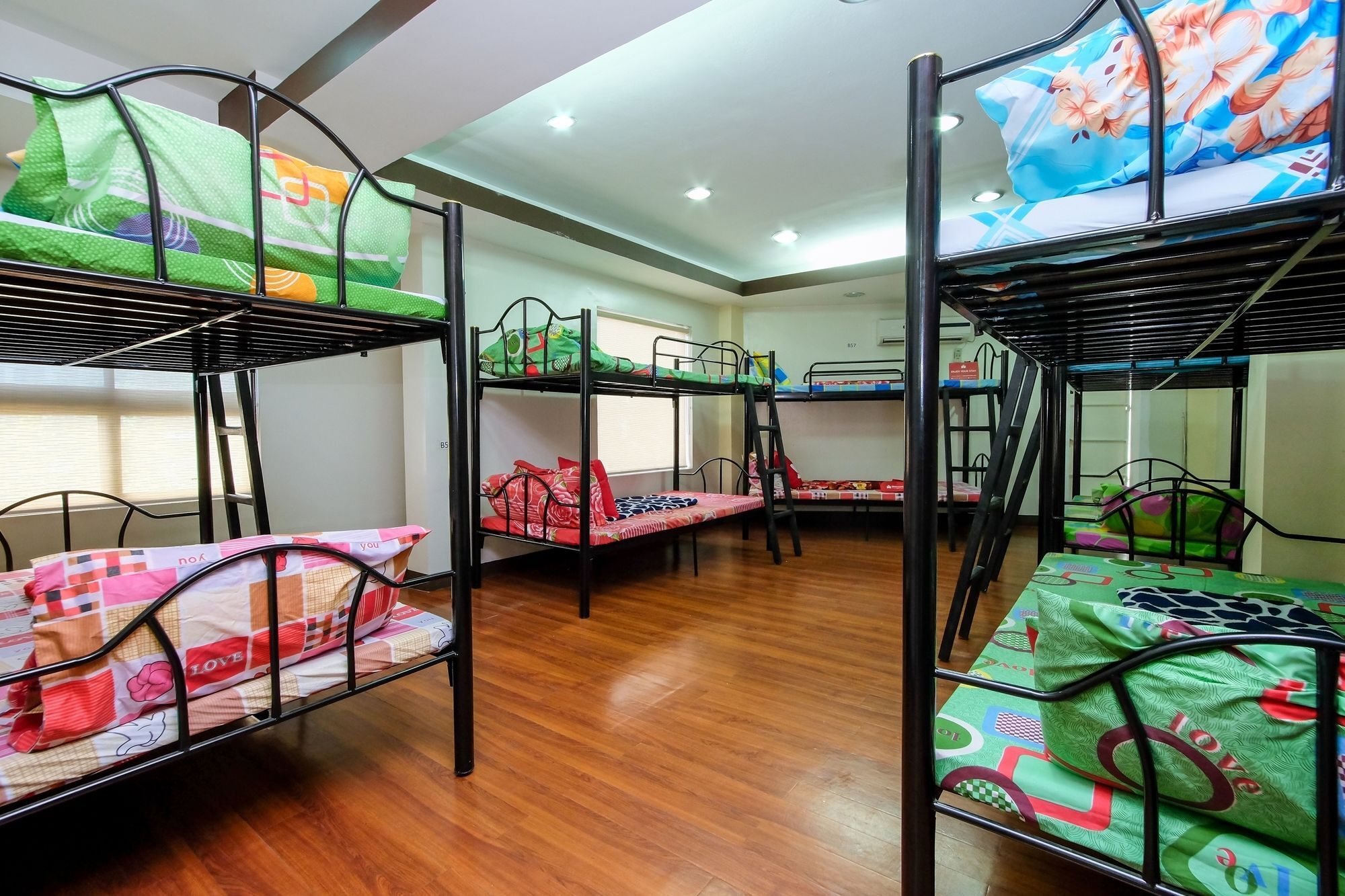 Zen Hostel Quirino Ave. Malate Manila Ngoại thất bức ảnh