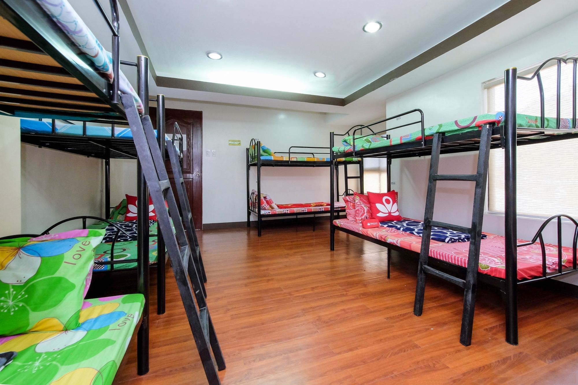 Zen Hostel Quirino Ave. Malate Manila Ngoại thất bức ảnh